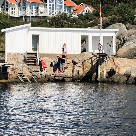 Noesund Orust Lilla Huset Villa Exterior photo