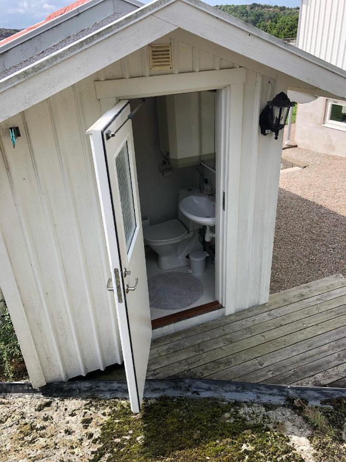 Noesund Orust Lilla Huset Villa Exterior photo