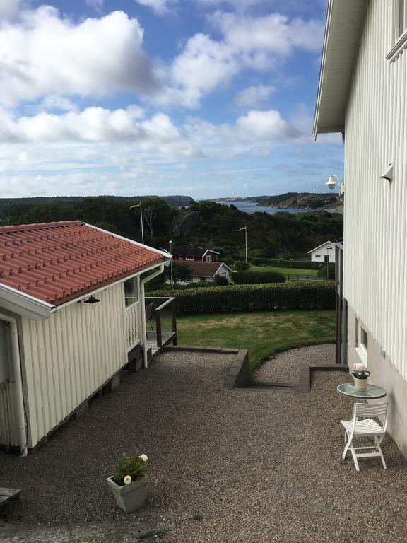 Noesund Orust Lilla Huset Villa Exterior photo